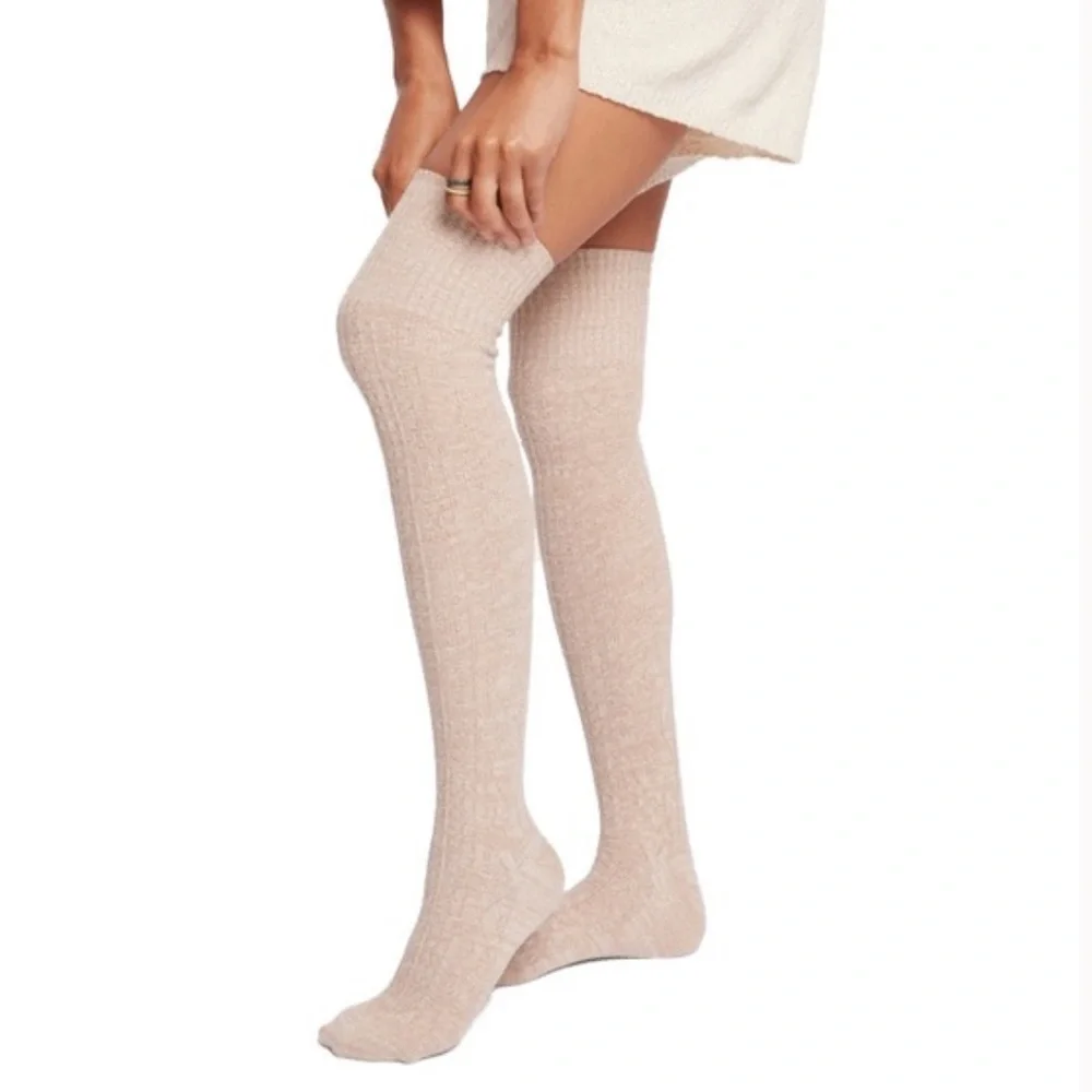 Pudus cozy sweater socks beige one sized mid-calf